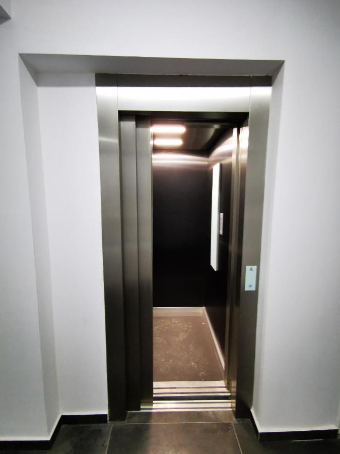 Karra Residence Timisoara - Autorizat Ministerul Turismului Luaran gambar